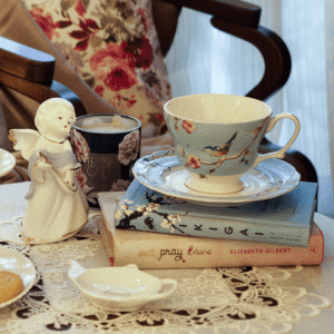 Porcelain Teacup & Saucer Set